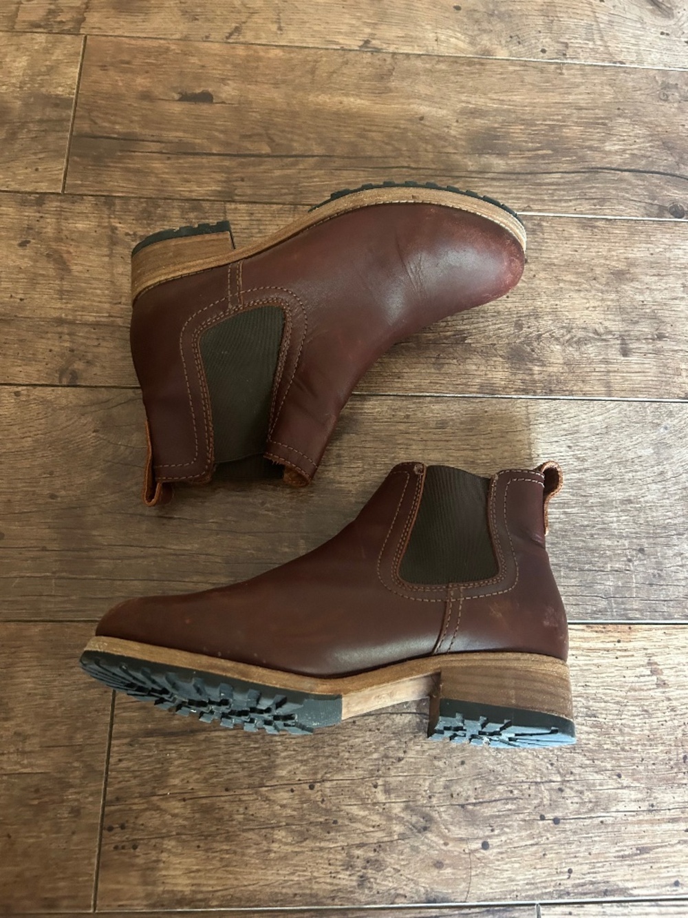 Portland Leather Chelsea boots size 8.5 women’s